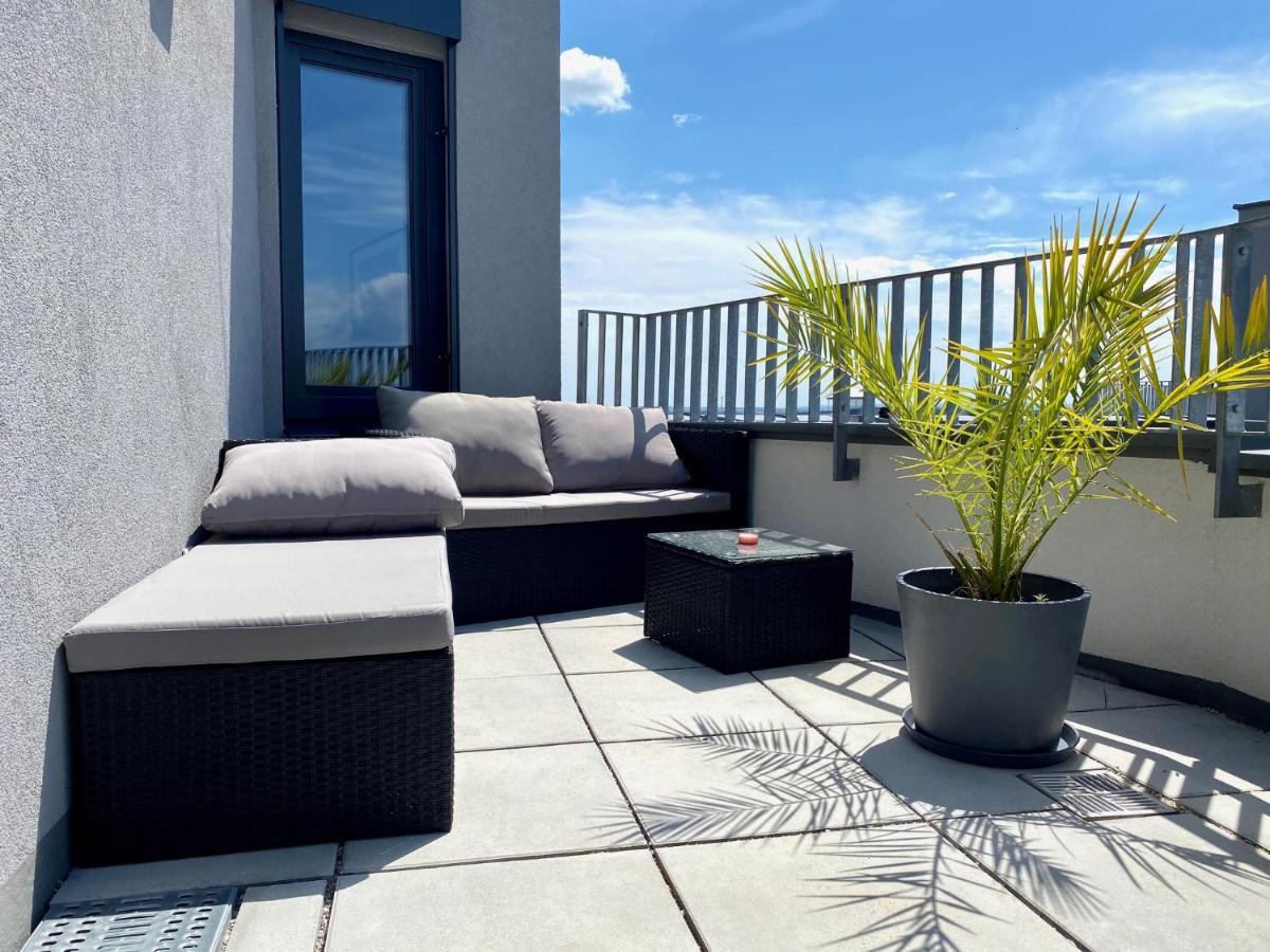 Sonnenwohnen Penthouse Direkt Bei U-Bahn Und Therme Wien Mit Top Anbindung Ins Zentrum Extérieur photo