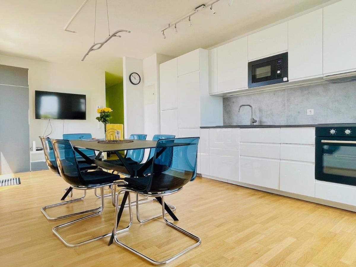 Sonnenwohnen Penthouse Direkt Bei U-Bahn Und Therme Wien Mit Top Anbindung Ins Zentrum Extérieur photo